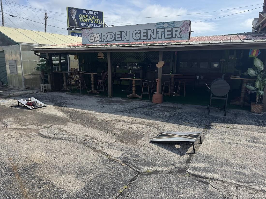 Kelly’s Trackside Inn Gallery Image 5